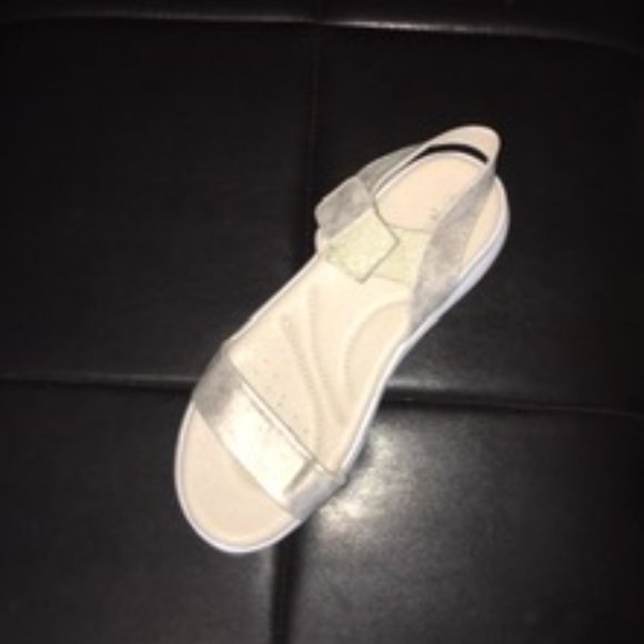 (NEW) Nature Breeze Champagne Comfort Sandals - Size 10 - Picture 4 of 8